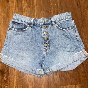 AERO Mom Shorts